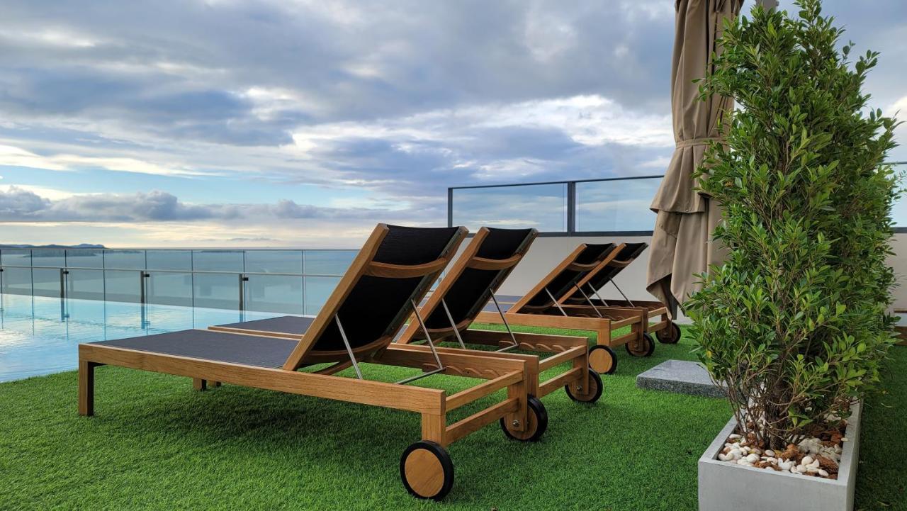 Andromeda Condo By Feng Pattaya Extérieur photo